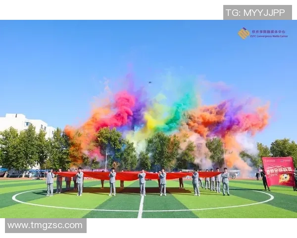 郑州蹭足球热潮兴起球迷们的激情与友谊在绿茵场上交汇